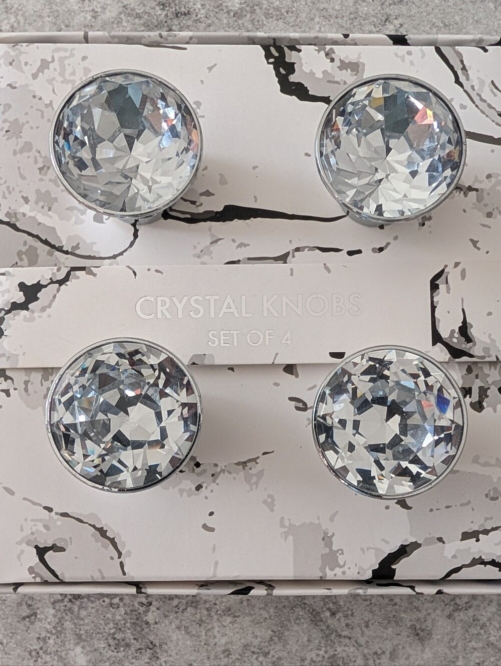 Set of 4 - Clear Crystal Drawer Pulls